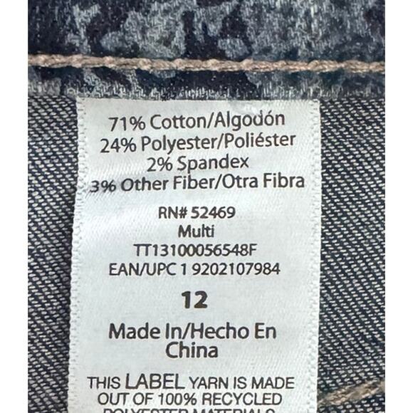 Time and Tru Mid Rise Size 12 Blue Floral Denim Cuffed Shorts - Picture 4 of 9